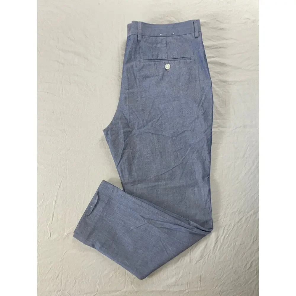 Express Photographer Flat Front All Cotton Chino Dress Pants. Pinpoint, 33X28.